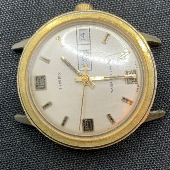 1976 Vintage Timex Marlin Hand Wind - Picture 3 of 4